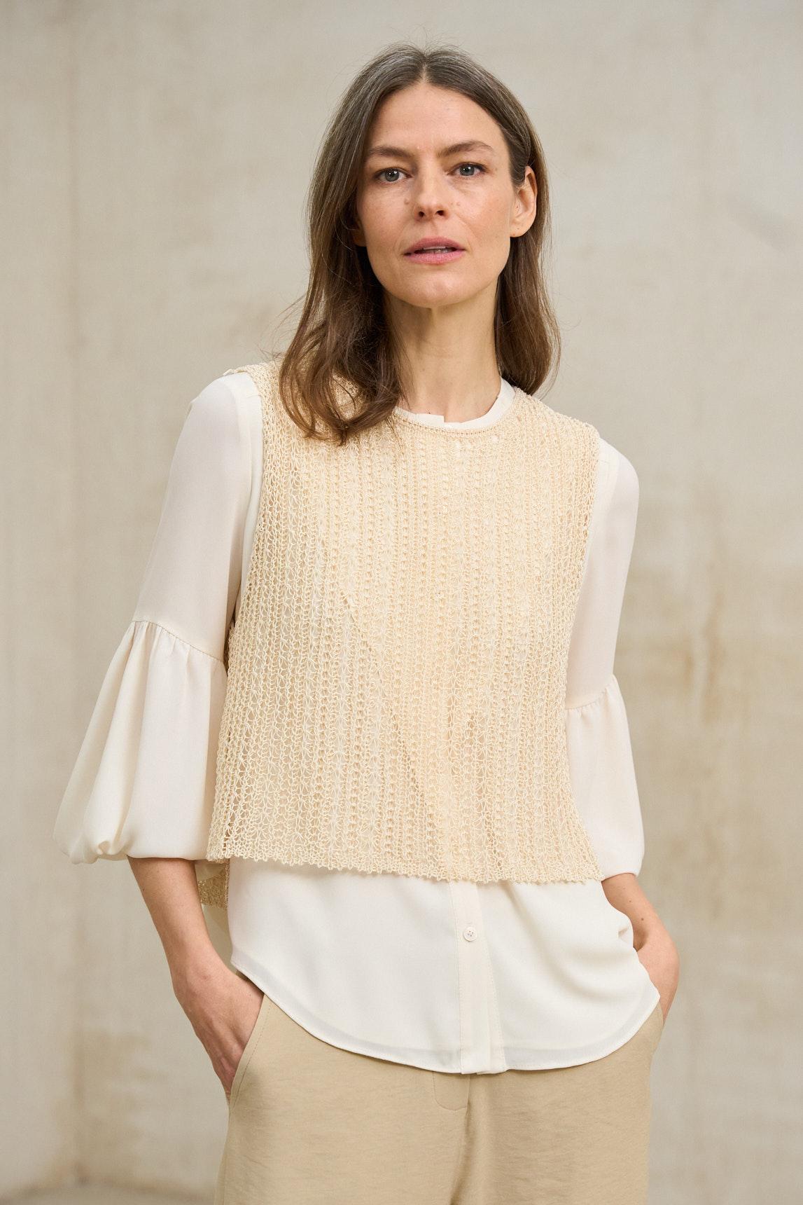 Erya raw vest