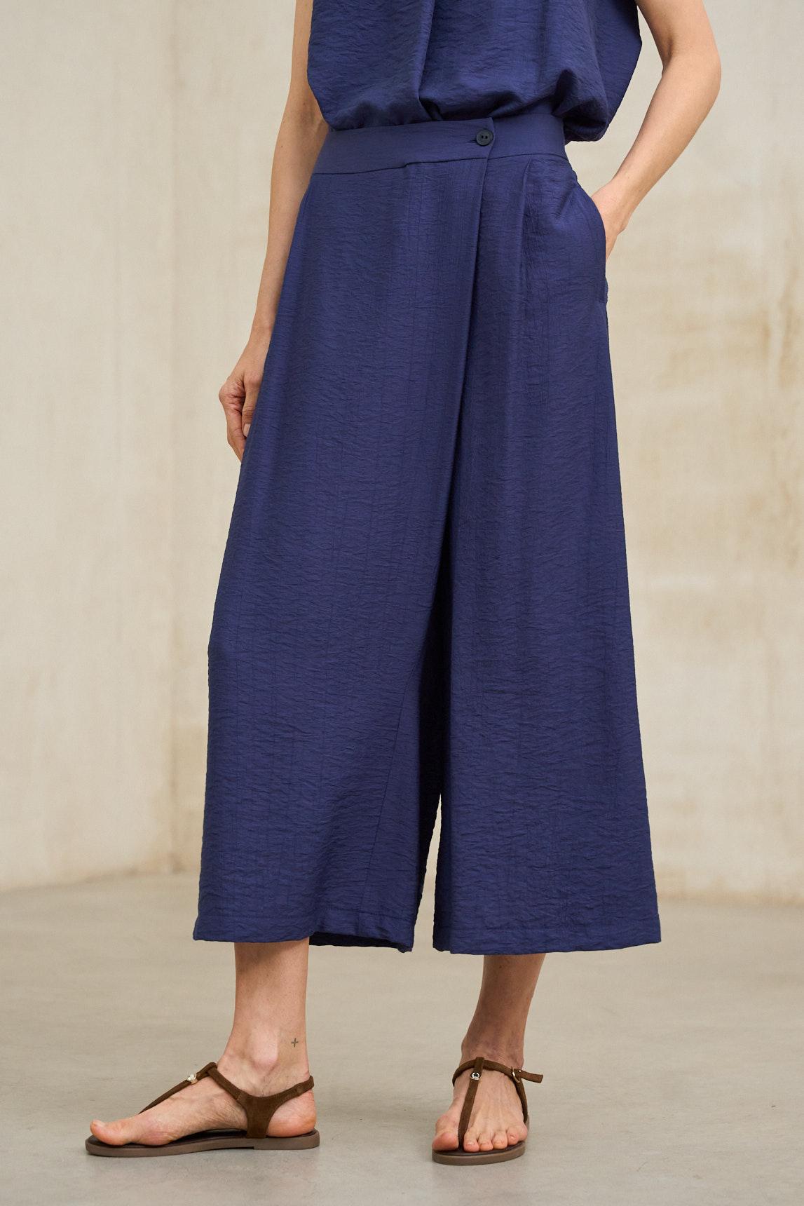 Narel navy blue trousers