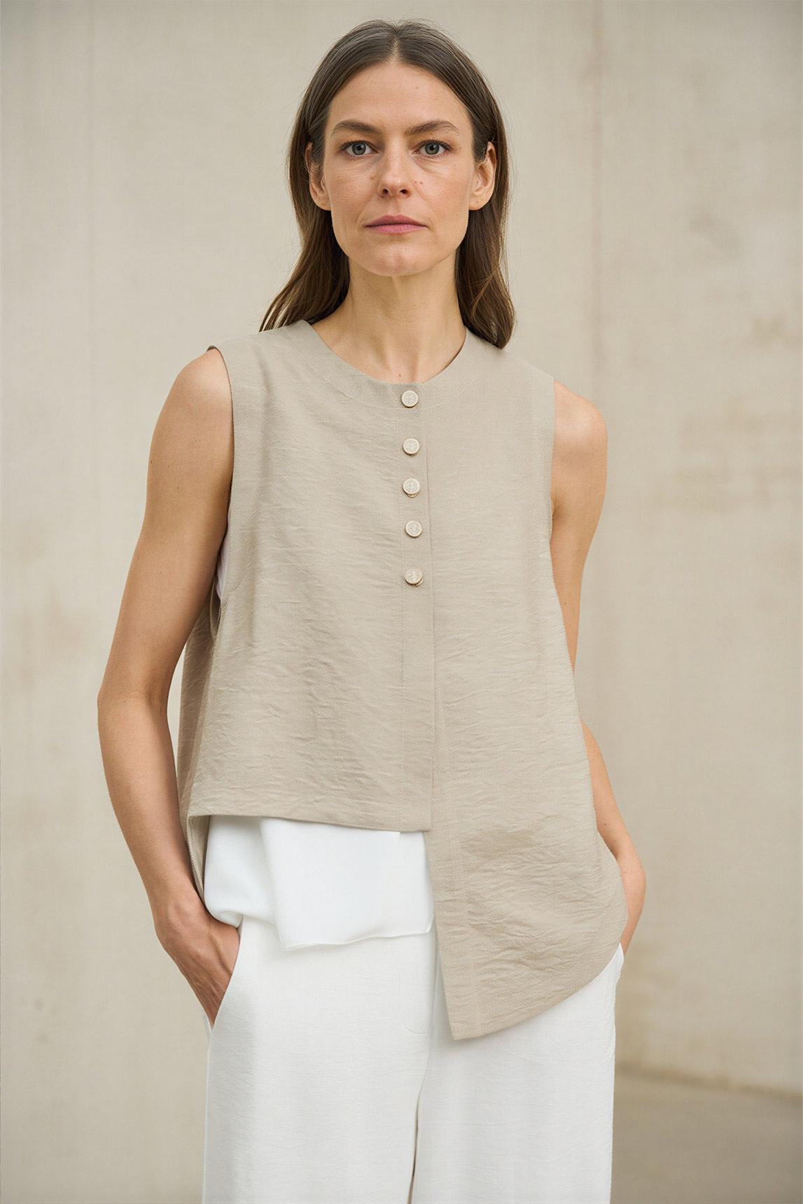 Freja stone vest