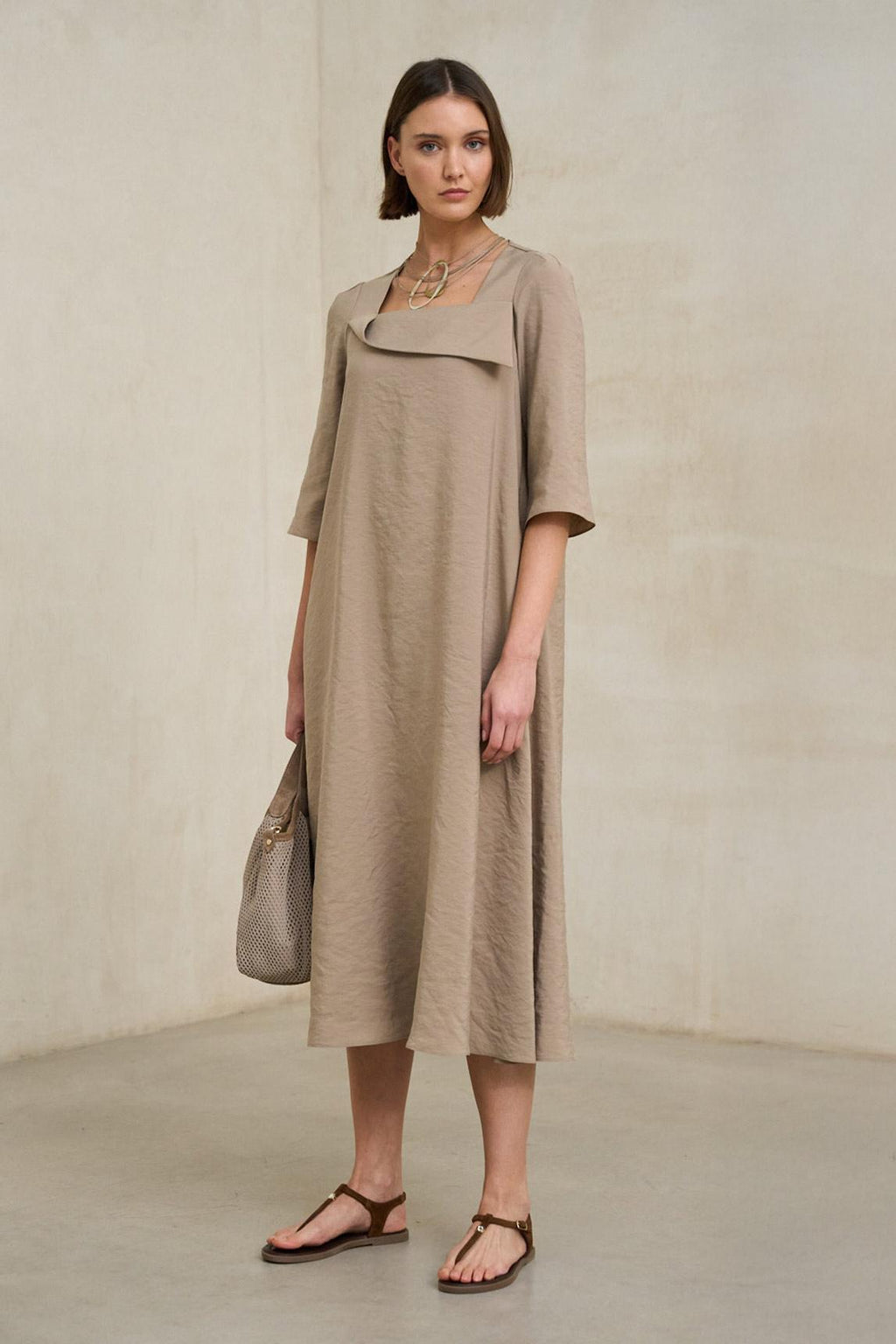 Lurien mole dress