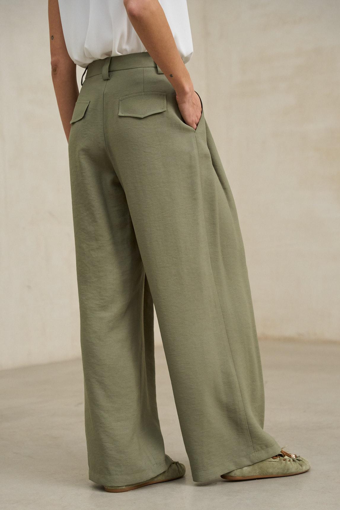 Lyss khaki trousers