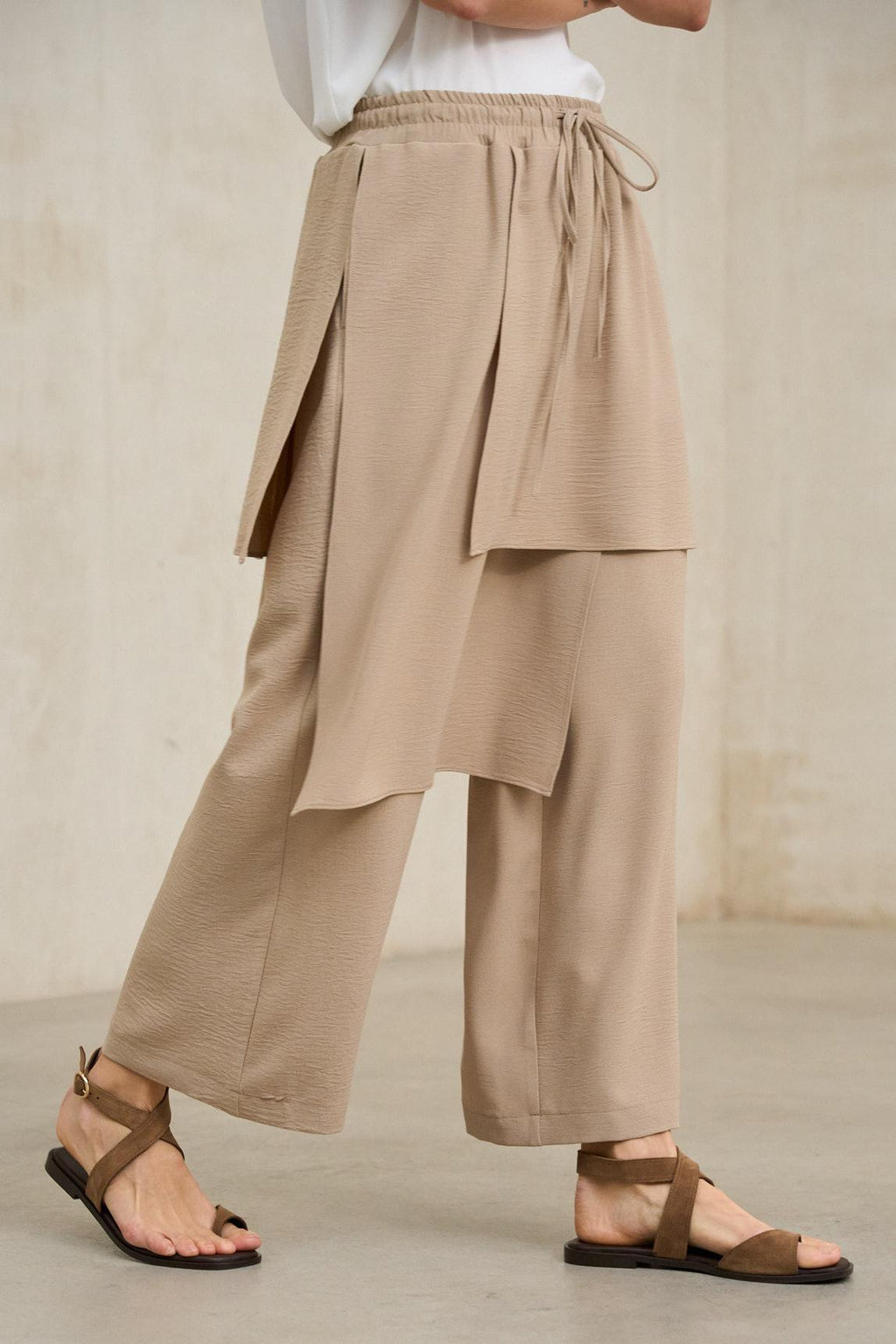 Vion beige sand skirt-pants