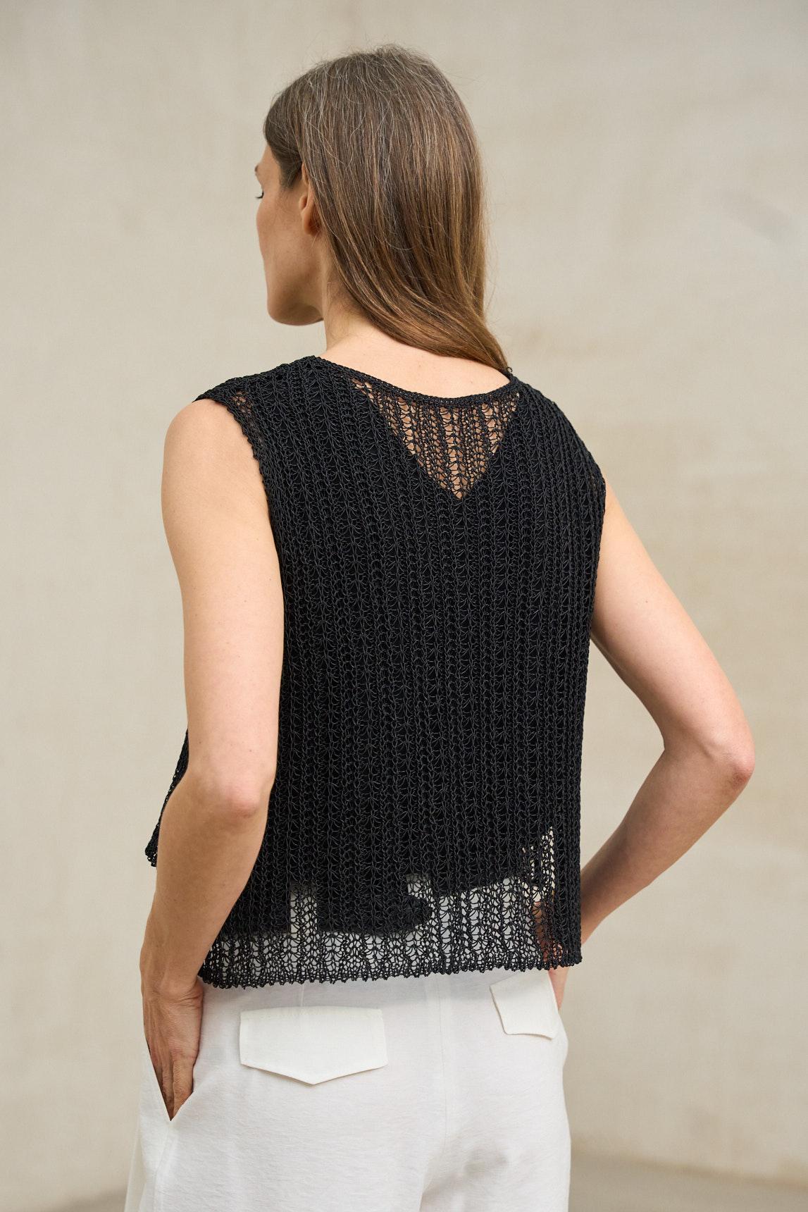 Erya black vest
