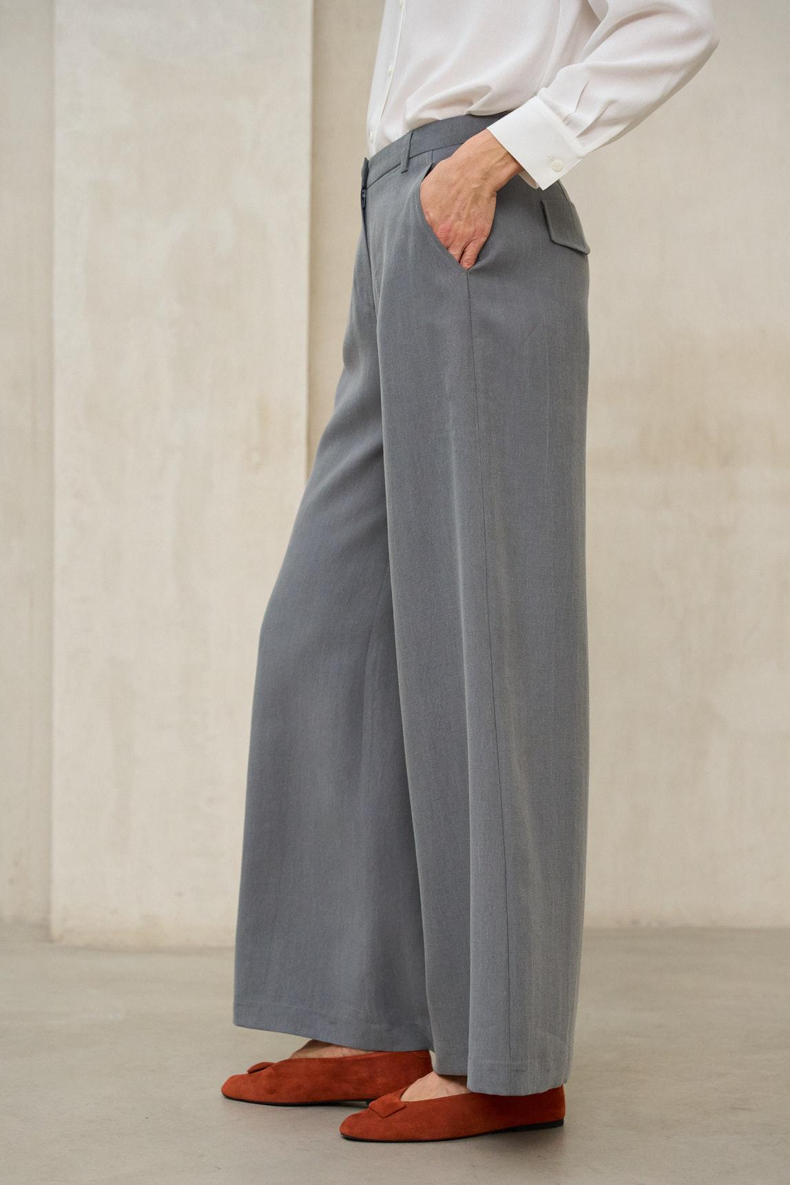 Dark grey Lysel trousers