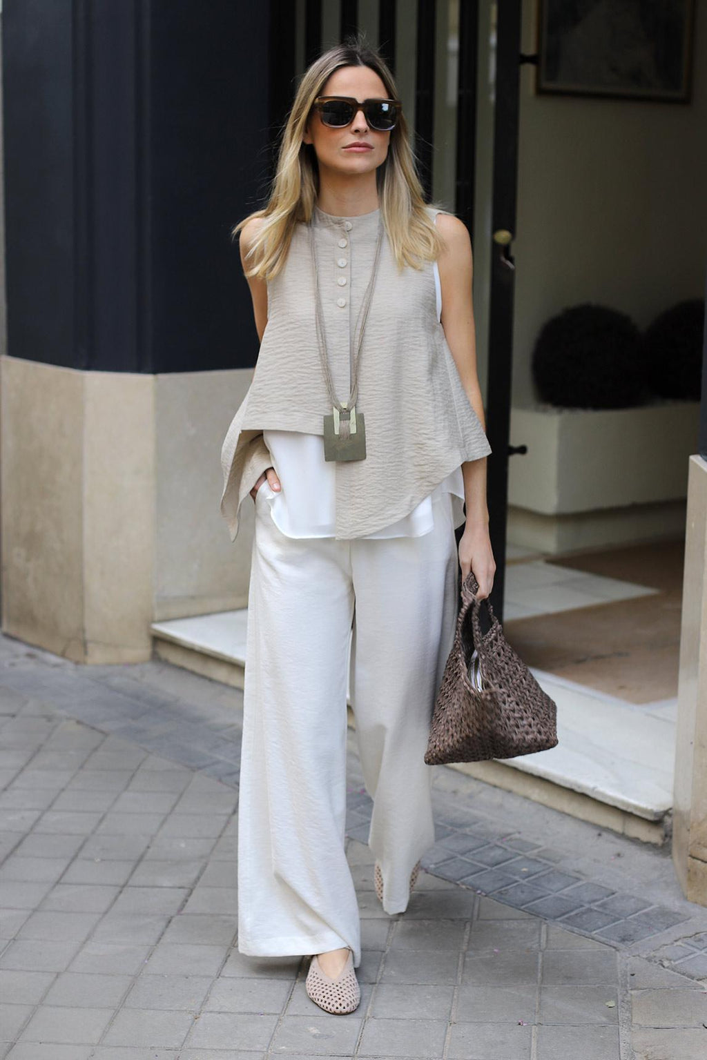 Freja stone vest