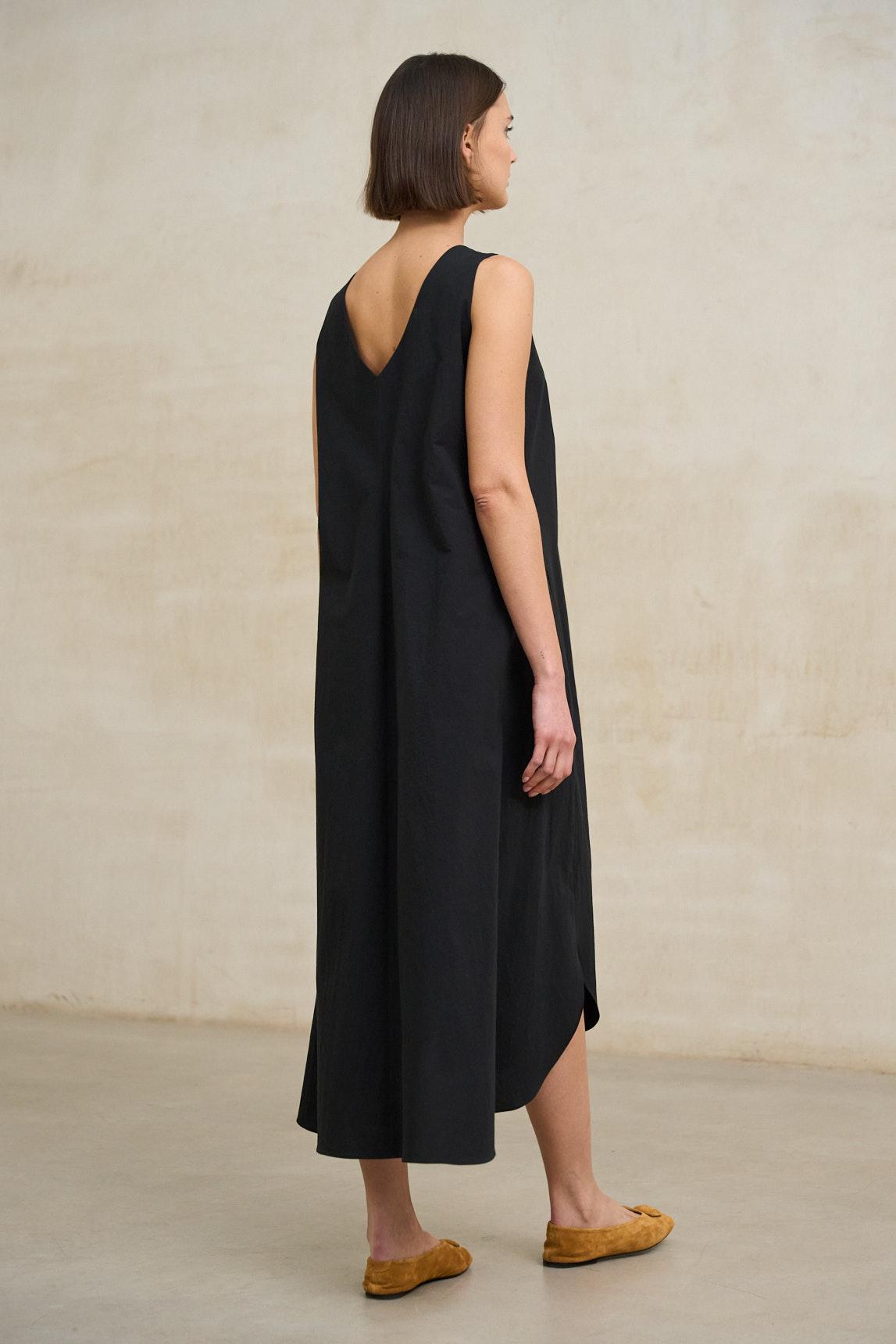 Serely black dress