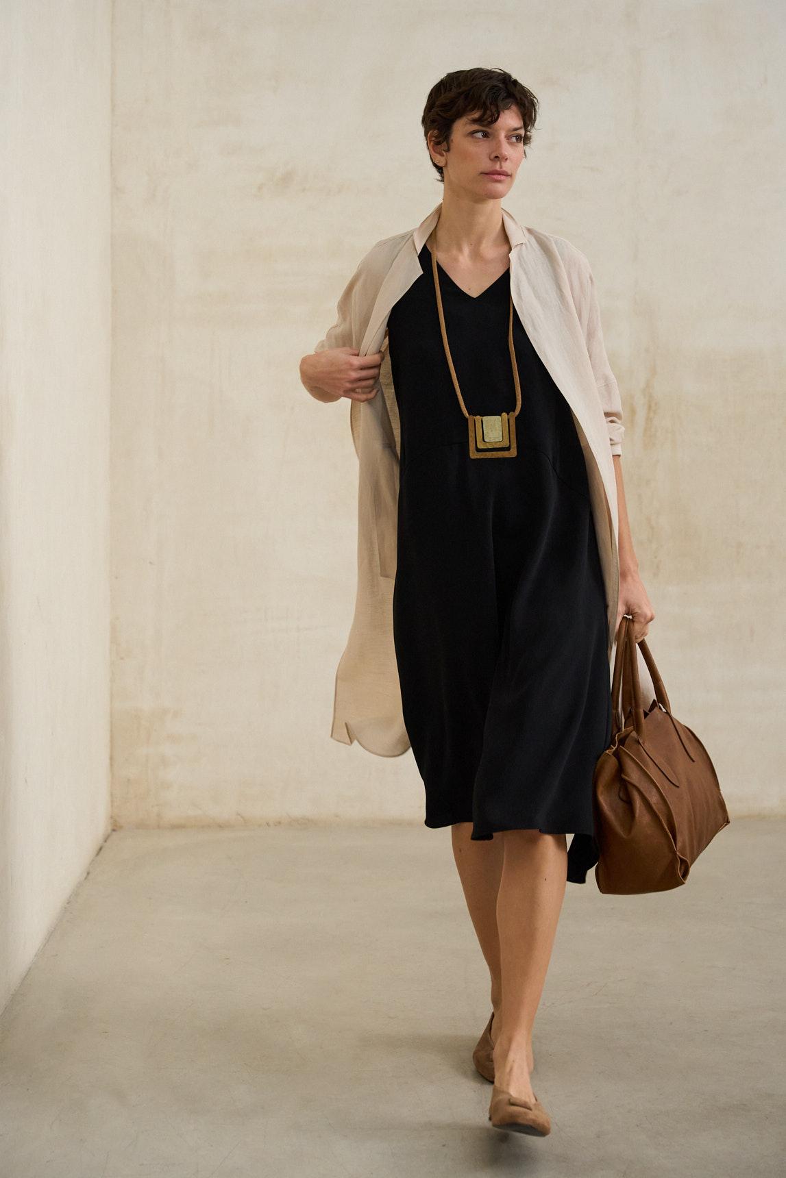 Naïra black dress