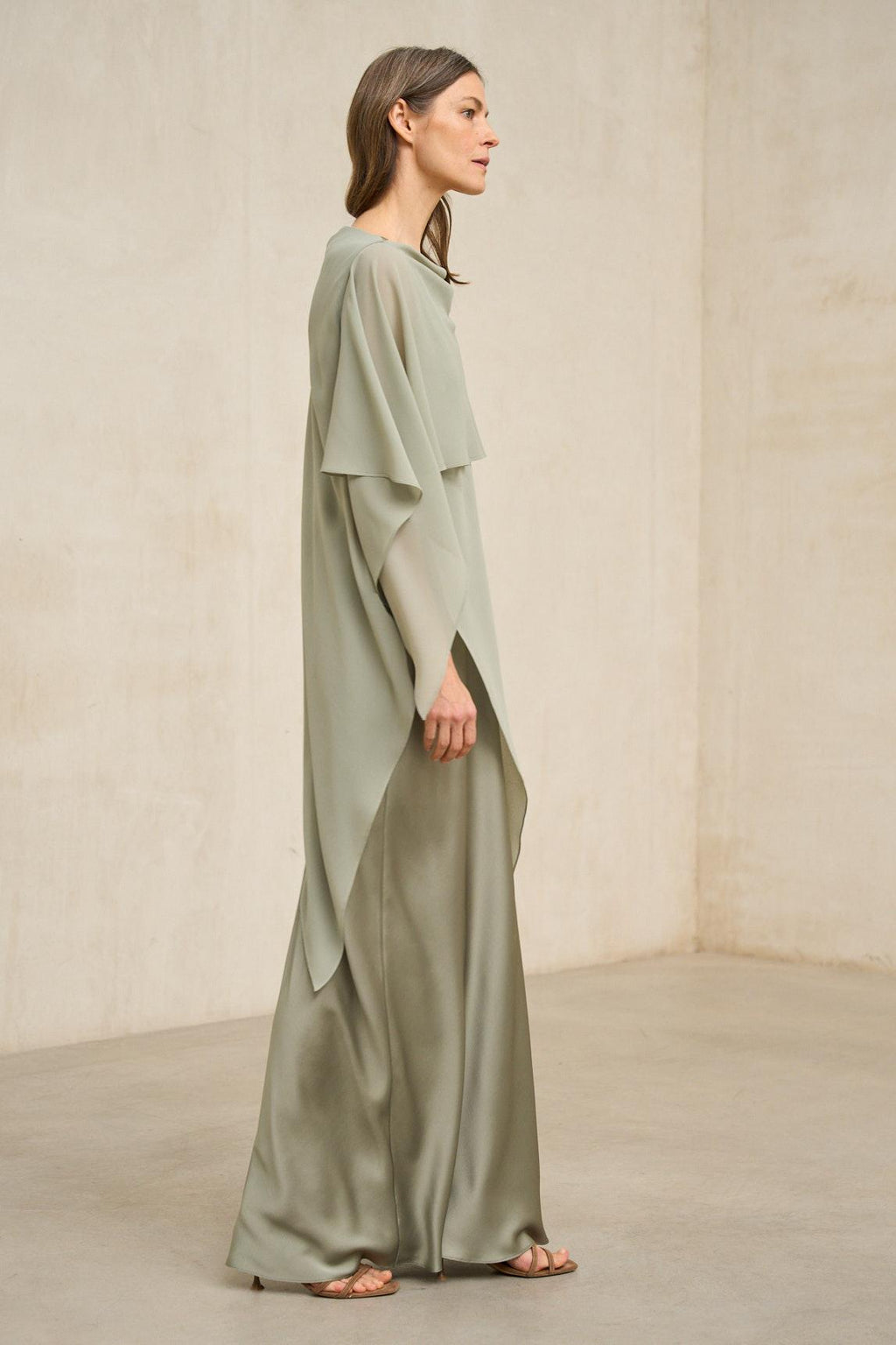 Kaedryn dress in sage green