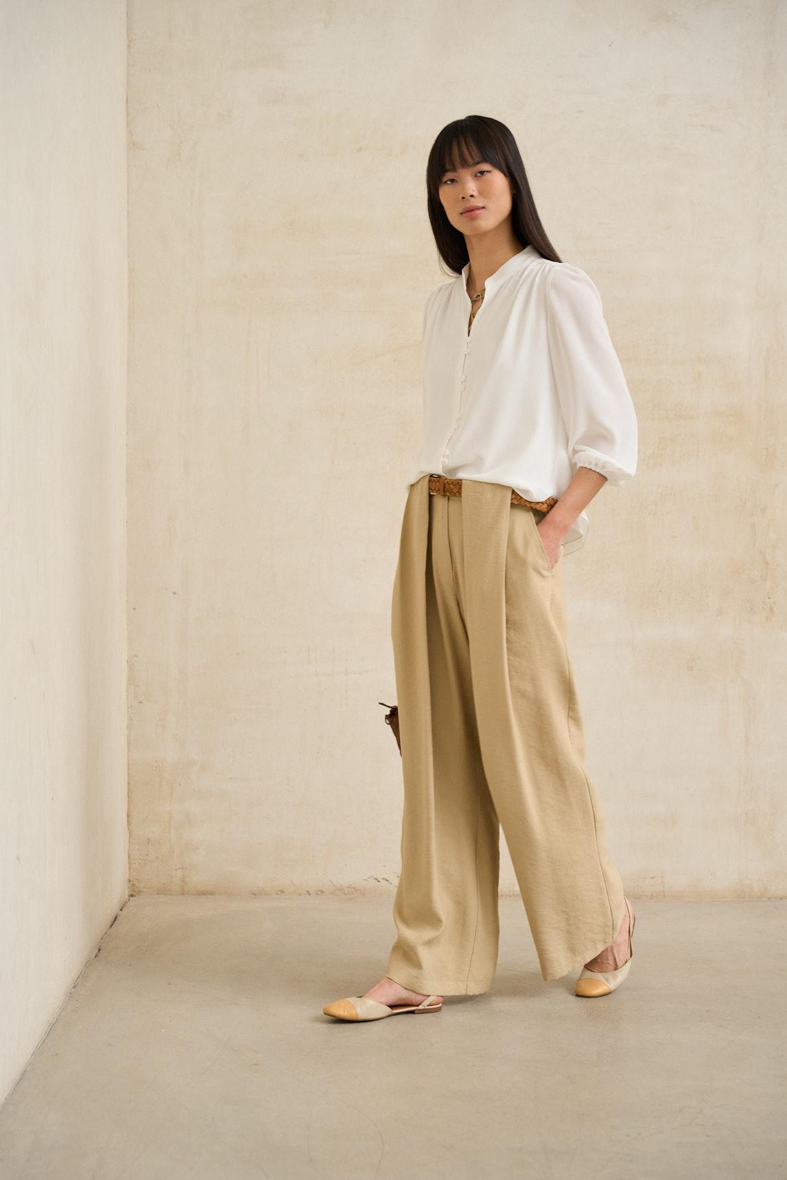 Beige Lyss trousers
